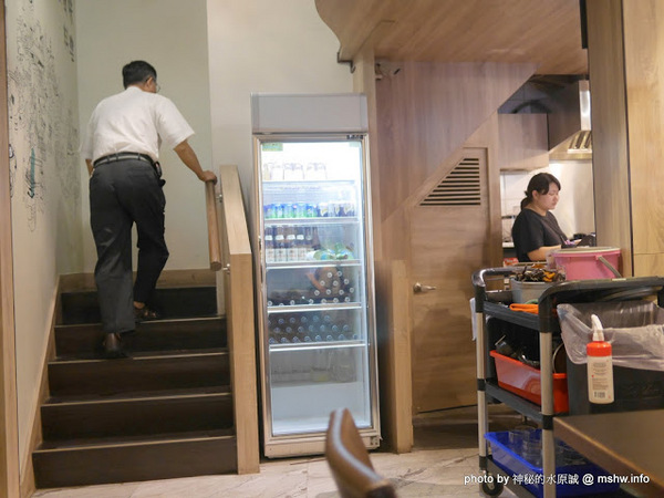 圻宏馬來料理:【食記】台中HUNG’S 圻宏馬來風味料理@北屯 : 口味獨特的馬來西亞料理新品牌,惟內部管理需加強