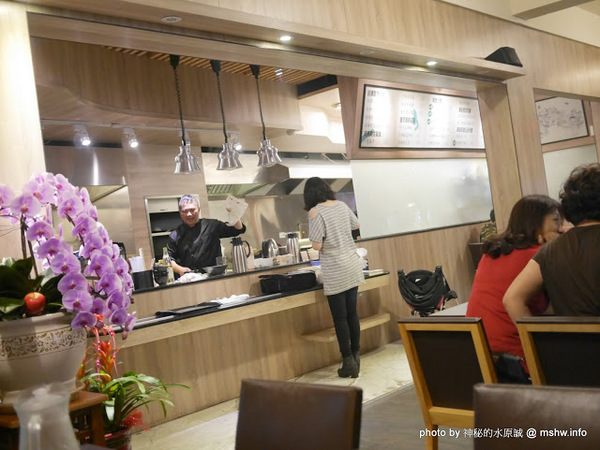 圻宏馬來料理:【食記】台中HUNG’S 圻宏馬來風味料理@北屯 : 口味獨特的馬來西亞料理新品牌,惟內部管理需加強