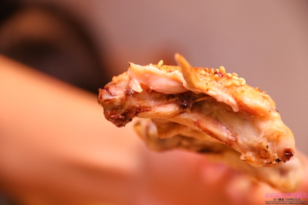 極串揚 酒場：【板橋居酒屋】☼極串揚 酒場☼來自名古屋的串炸,酥脆的外皮,不同一般的炸物,非嚐不可!下班放鬆的好去處~♥♥