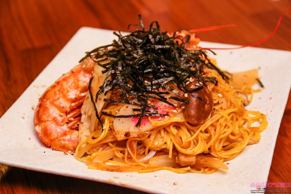 極串揚 酒場：【板橋居酒屋】☼極串揚 酒場☼來自名古屋的串炸,酥脆的外皮,不同一般的炸物,非嚐不可!下班放鬆的好去處~♥♥