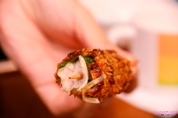 極串揚 酒場：【板橋居酒屋】☼極串揚 酒場☼來自名古屋的串炸,酥脆的外皮,不同一般的炸物,非嚐不可!下班放鬆的好去處~♥♥