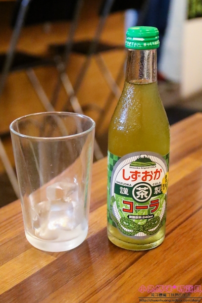 極串揚 酒場：【板橋居酒屋】☼極串揚 酒場☼來自名古屋的串炸,酥脆的外皮,不同一般的炸物,非嚐不可!下班放鬆的好去處~♥♥