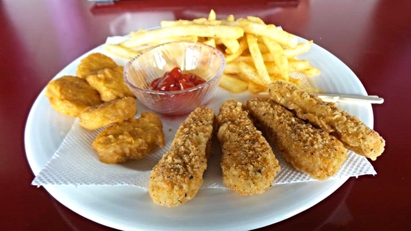 龍座咖啡:【宜蘭景點】宜蘭冬山龍座咖啡-製造浪漫非來不可,半山腰上的雙心石滬和 I ❤ U,快來創造偶像般的愛情故事吧