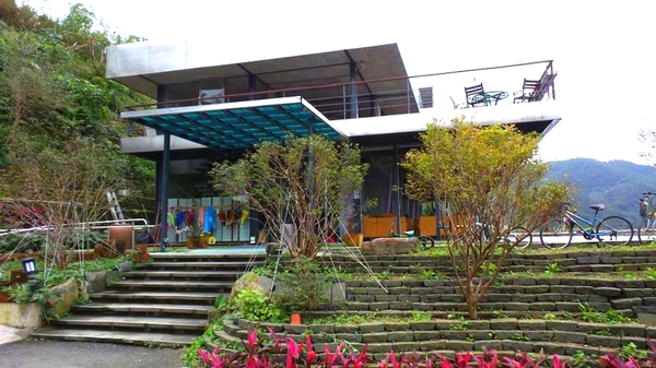 龍座咖啡:【宜蘭景點】宜蘭冬山龍座咖啡-製造浪漫非來不可,半山腰上的雙心石滬和 I ❤ U,快來創造偶像般的愛情故事吧