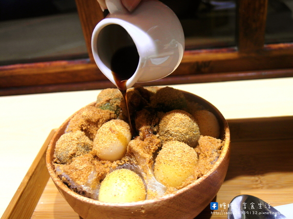 波屋 BORU BORU:〖台中│美食〗波屋 BORU BORU ❤ 夏日也有雪人出沒!!超療癒雪人刨冰,還有DIY炭烤糰子、日式蕨餅、牽絲起司球及香甜紫米紅豆湯!!