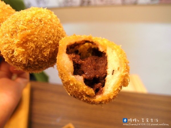 波屋 BORU BORU:〖台中│美食〗波屋 BORU BORU ❤ 夏日也有雪人出沒!!超療癒雪人刨冰,還有DIY炭烤糰子、日式蕨餅、牽絲起司球及香甜紫米紅豆湯!!