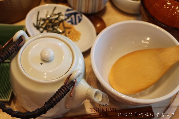 鶿克米TSUKUMI(信義微風)：日本百年老店『鶿克米tsukumi』微風信義