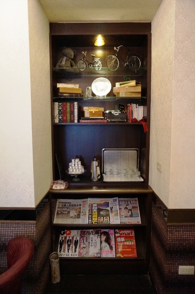 Lotty Cafe：Lotty Cafe 綠蒂咖啡：自家烘培單品咖啡／甜點／三明治