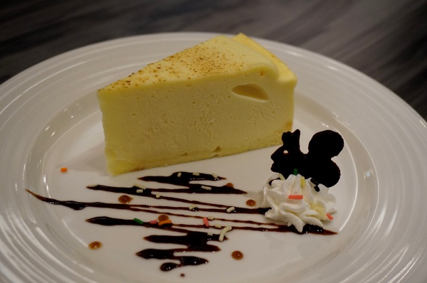 Lotty Cafe：Lotty Cafe 綠蒂咖啡：自家烘培單品咖啡／甜點／三明治