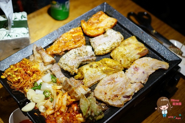 娘子韓食(市民店)：【食記】台北東區 娘子韓食 市民店 八色豬五花韓式烤肉 辣味海鮮鍋 生菜包肉最對味