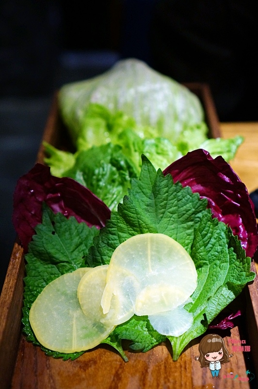 娘子韓食(市民店)：【食記】台北東區 娘子韓食 市民店 八色豬五花韓式烤肉 辣味海鮮鍋 生菜包肉最對味