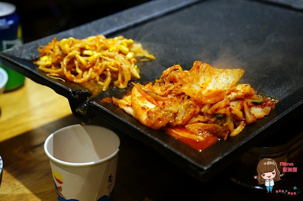 娘子韓食(市民店)：【食記】台北東區 娘子韓食 市民店 八色豬五花韓式烤肉 辣味海鮮鍋 生菜包肉最對味