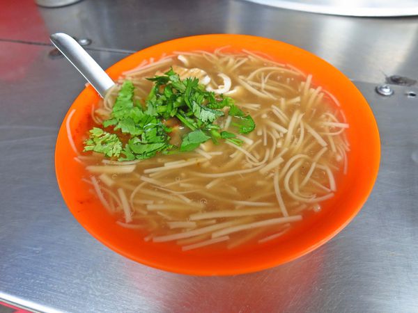 【三重美食】永福街20元大腸麵線-巷弄隱藏版麵線