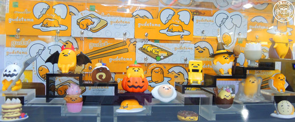 2015蛋黃哥懶得展：期間限定【104.12/18-105.3/6台北･蛋黃哥懶得展 完整揭密大公開】文末抽獎活動