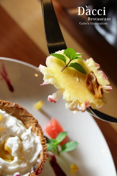 Dacci 打趣法式廚房：【台南】Dacci打趣法式廚房，絕美法式早午餐！硬脆鹹派＆甜點塔都好吃！