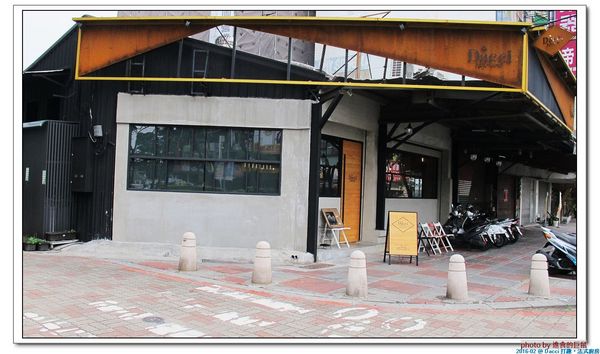 Dacci 打趣法式廚房:(台南。東區美食)Dacci 打趣,法式廚房 / 在“打趣”,你吃得到法國道地鄉村菜+國際咖啡調配師為您調製的飲品~無論是正餐時段或午茶時刻,來坐來好食^^