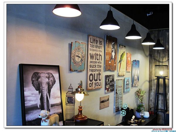 Dacci 打趣法式廚房:(台南。東區美食)Dacci 打趣,法式廚房 / 在“打趣”,你吃得到法國道地鄉村菜+國際咖啡調配師為您調製的飲品~無論是正餐時段或午茶時刻,來坐來好食^^