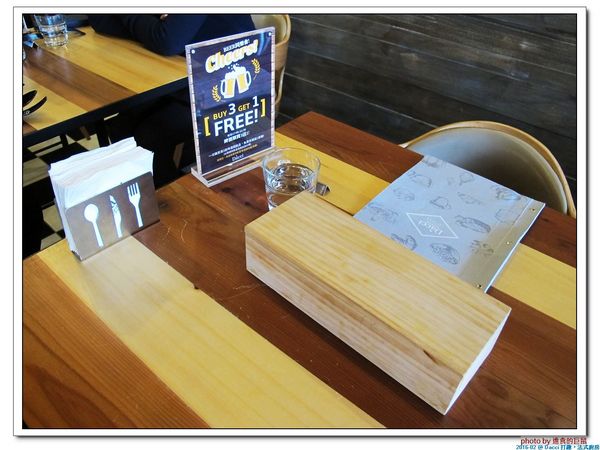 Dacci 打趣法式廚房:(台南。東區美食)Dacci 打趣,法式廚房 / 在“打趣”,你吃得到法國道地鄉村菜+國際咖啡調配師為您調製的飲品~無論是正餐時段或午茶時刻,來坐來好食^^