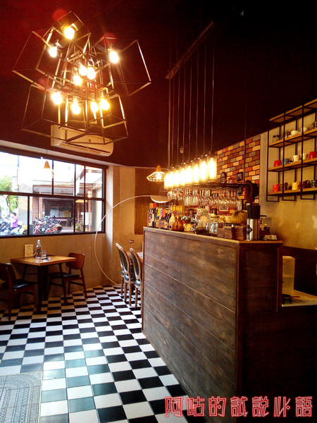 Dacci 打趣法式廚房:【臺南Ω東區】Dacci 打趣,法式廚房。餐點好吃氣氛佳,大推嫩煎鴨胸佐覆巧克力盆子醬