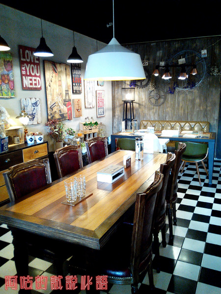 Dacci 打趣法式廚房:【臺南Ω東區】Dacci 打趣,法式廚房。餐點好吃氣氛佳,大推嫩煎鴨胸佐覆巧克力盆子醬