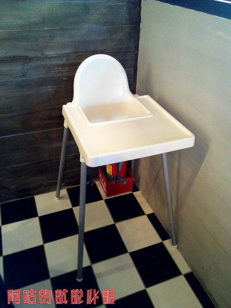 Dacci 打趣法式廚房:【臺南Ω東區】Dacci 打趣,法式廚房。餐點好吃氣氛佳,大推嫩煎鴨胸佐覆巧克力盆子醬