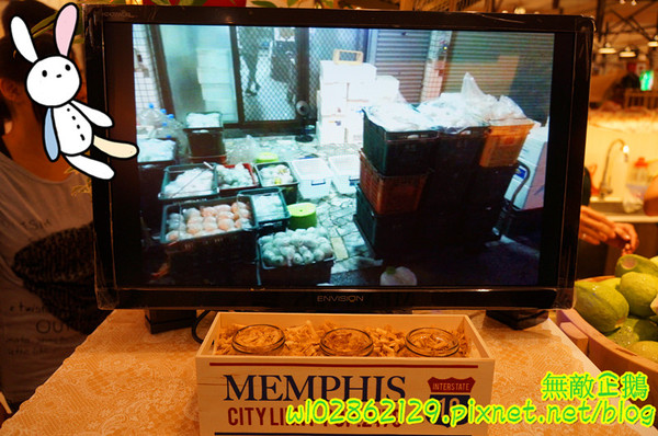 全佑甘草芭樂(新光三越 台南西門店):【台南-中西區】燕巢牛奶x紅心芭樂...8種中藥的古早味甘草汁...健康無負擔...《全佑甘草芭樂》