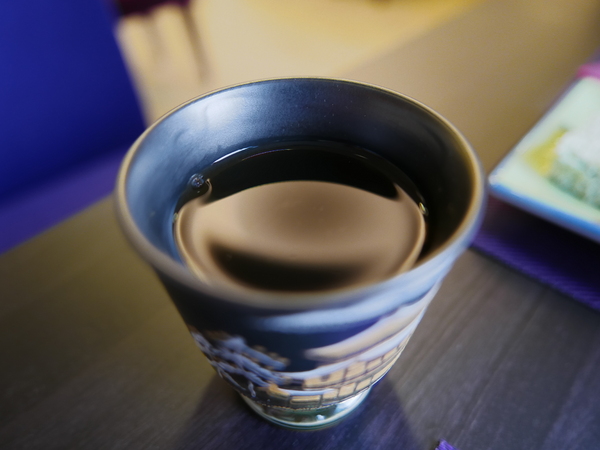 PURPLE Matcha Salon：1041021[官本金文愛台灣]二訪台中市西區THE ONE草悟道誠品綠園道商圈PURPLE Matcha Salon美味的抹茶貴妃凍飲抹茶控繼續尖叫吧平價消費高檔享受CP值超高