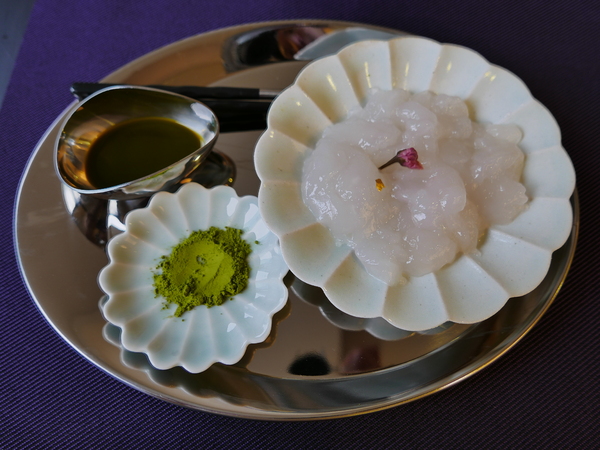 PURPLE Matcha Salon：1041021[官本金文愛台灣]二訪台中市西區THE ONE草悟道誠品綠園道商圈PURPLE Matcha Salon美味的抹茶貴妃凍飲抹茶控繼續尖叫吧平價消費高檔享受CP值超高