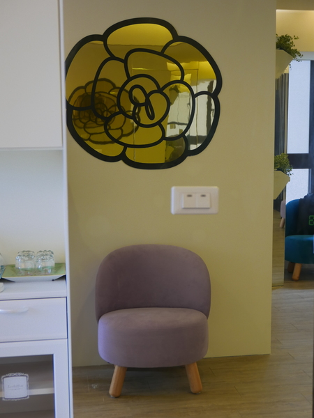 PURPLE Matcha Salon：1041021[官本金文愛台灣]二訪台中市西區THE ONE草悟道誠品綠園道商圈PURPLE Matcha Salon美味的抹茶貴妃凍飲抹茶控繼續尖叫吧平價消費高檔享受CP值超高