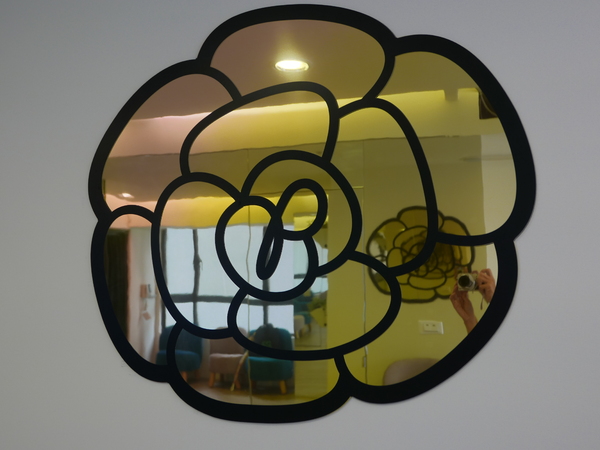 PURPLE Matcha Salon：1041021[官本金文愛台灣]二訪台中市西區THE ONE草悟道誠品綠園道商圈PURPLE Matcha Salon美味的抹茶貴妃凍飲抹茶控繼續尖叫吧平價消費高檔享受CP值超高