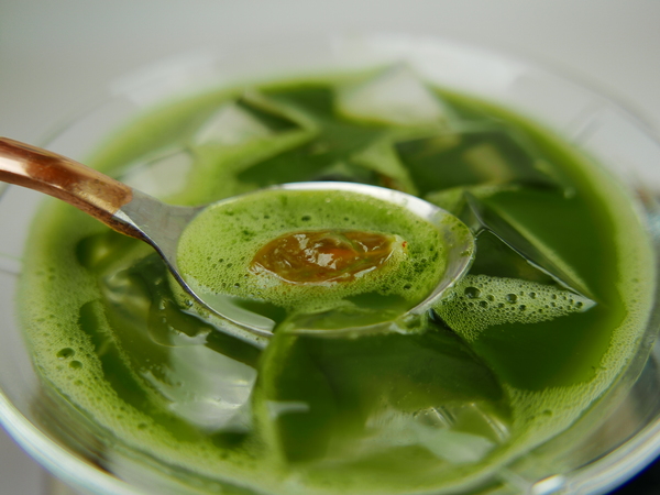 PURPLE Matcha Salon：1041020[官本金文愛台灣]台中市西區THE ONE草悟道誠品綠園道商圈PURPLE Matcha Salon台中第四家正宗抹茶店開張抹茶控尖叫吧