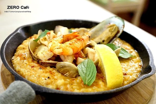 Z.E.R.O Café：【南京三民美食/下午茶/甜點 推薦】可愛溫馨小店 ✿✿ ZERO Café ✿✿