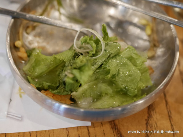 姜虎東678白丁烤肉：【食記】台中姜虎東678白丁韓國傳統烤肉台中店@北屯漢口幫美食廣場 : 世界第一BBQ？嗯,這裡的食材跟醬料都比在韓國首爾要好吃的多了…也比林佳龍有誠意喔!