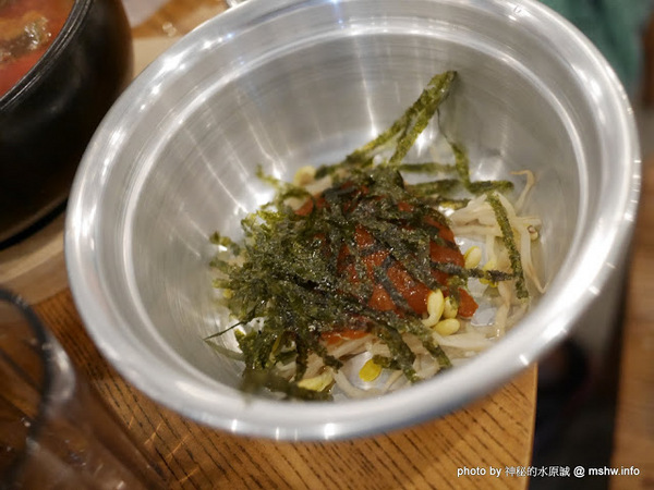 姜虎東678白丁烤肉：【食記】台中姜虎東678白丁韓國傳統烤肉台中店@北屯漢口幫美食廣場 : 世界第一BBQ？嗯,這裡的食材跟醬料都比在韓國首爾要好吃的多了…也比林佳龍有誠意喔!