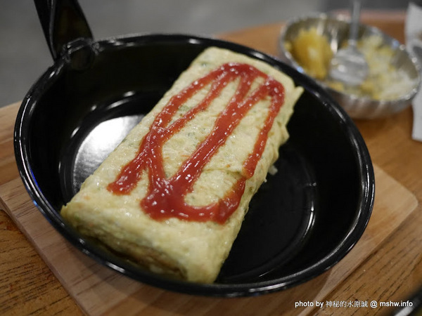 姜虎東678白丁烤肉：【食記】台中姜虎東678白丁韓國傳統烤肉台中店@北屯漢口幫美食廣場 : 世界第一BBQ？嗯,這裡的食材跟醬料都比在韓國首爾要好吃的多了…也比林佳龍有誠意喔!