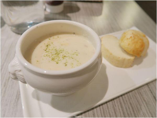 初曼咖啡 first&smile：台北 捷運西門站 初曼咖啡~最”初”的夢想，”曼”延開來 (文末讀者優惠)