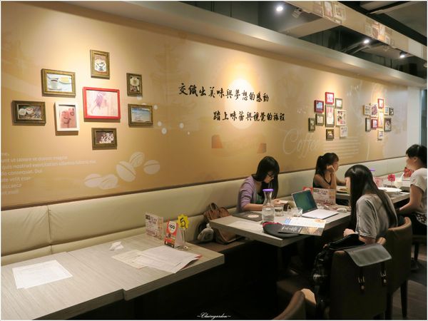 初曼咖啡 first&smile：台北 捷運西門站 初曼咖啡~最”初”的夢想，”曼”延開來 (文末讀者優惠)