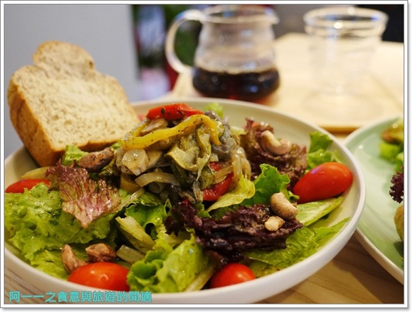 10 Square Cafe：台北 10 Square Café 下午茶～以分享為概念，可以吃到台灣各地隱藏甜點