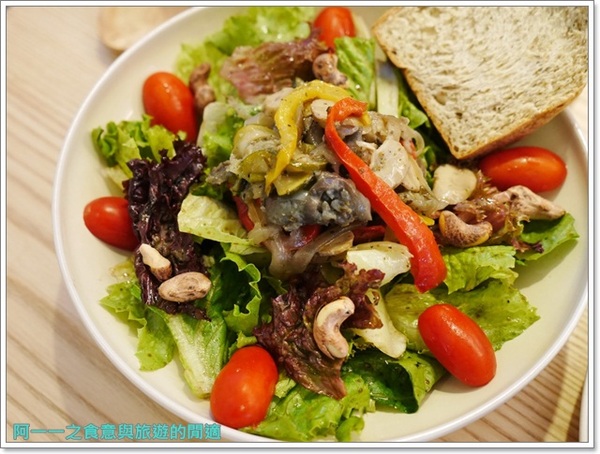 10 Square Cafe：台北 10 Square Café 下午茶～以分享為概念，可以吃到台灣各地隱藏甜點