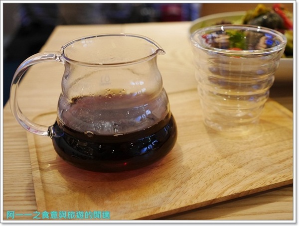 10 Square Cafe：台北 10 Square Café 下午茶～以分享為概念，可以吃到台灣各地隱藏甜點