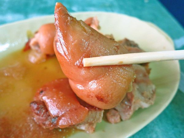 【三重美食】阿發豬腳飯-巷弄裡的美味豬腳飯