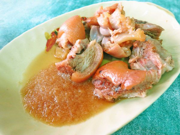【三重美食】阿發豬腳飯-巷弄裡的美味豬腳飯