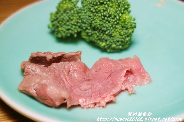 冷藏肉專門 鍋無敵 NabeMuteki(八德店):【台北松山區】肉片真的超無敵『冷藏肉專門 鍋無敵 NabeMuteki(八德店)』近忠孝復興捷運站