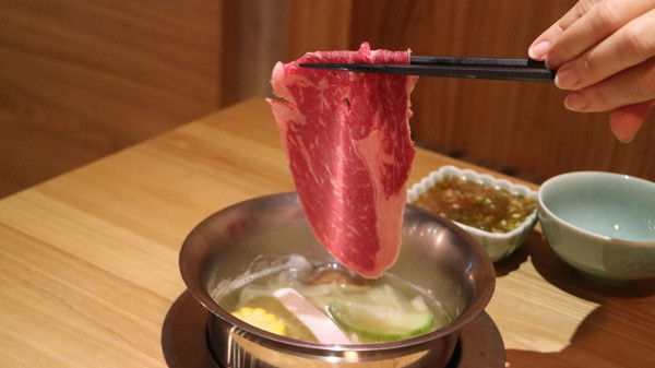 冷藏肉專門 鍋無敵 NabeMuteki:【台北美食】冷藏肉專門店鍋無敵 NabeMuteki @忠孝復興站