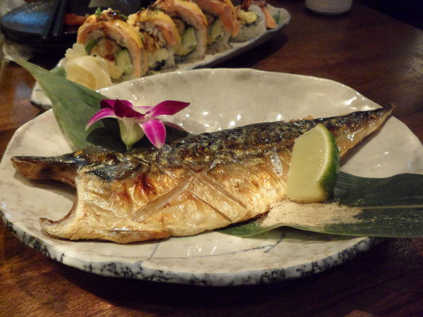 赤燒居酒屋：【新北中和．口碑卷 】赤燒居酒屋 ☆ 料理新鮮精緻 ☆ 約會聚餐小酌好去處