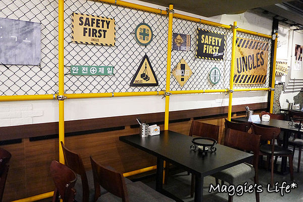 UNCLES TAIWAN:台北東區美食。捷運國父紀念館【魷魚大叔UNCLES TAIWAN火熖炒年糕專賣店】地表最強會牽絲的魷魚◆韓式居食屋。韓式料理。韓國美食