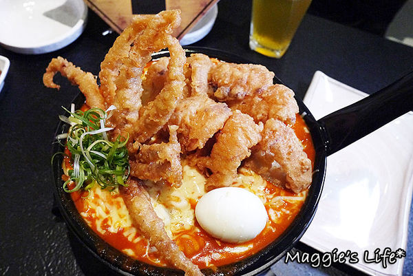 UNCLES TAIWAN:台北東區美食。捷運國父紀念館【魷魚大叔UNCLES TAIWAN火熖炒年糕專賣店】地表最強會牽絲的魷魚◆韓式居食屋。韓式料理。韓國美食