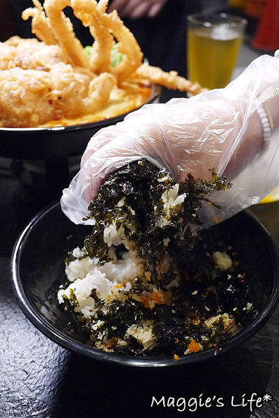 UNCLES TAIWAN:台北東區美食。捷運國父紀念館【魷魚大叔UNCLES TAIWAN火熖炒年糕專賣店】地表最強會牽絲的魷魚◆韓式居食屋。韓式料理。韓國美食