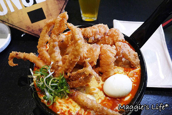 UNCLES TAIWAN:台北東區美食。捷運國父紀念館【魷魚大叔UNCLES TAIWAN火熖炒年糕專賣店】地表最強會牽絲的魷魚◆韓式居食屋。韓式料理。韓國美食