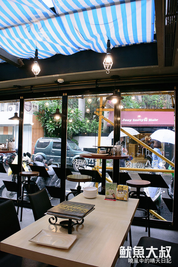 UNCLES 魷魚大叔：【台北東區|魷魚大叔】起士炸物控必吃 花都開好了絕讚好吃炸魷魚起司年糕鍋